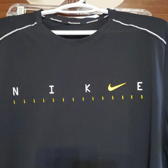 GUC Nike Trunks/shorts and Tshirt - Picture 3 of 4